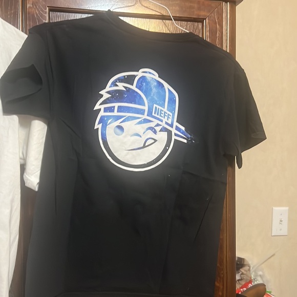 Neff Shirt - Picture 2 of 2